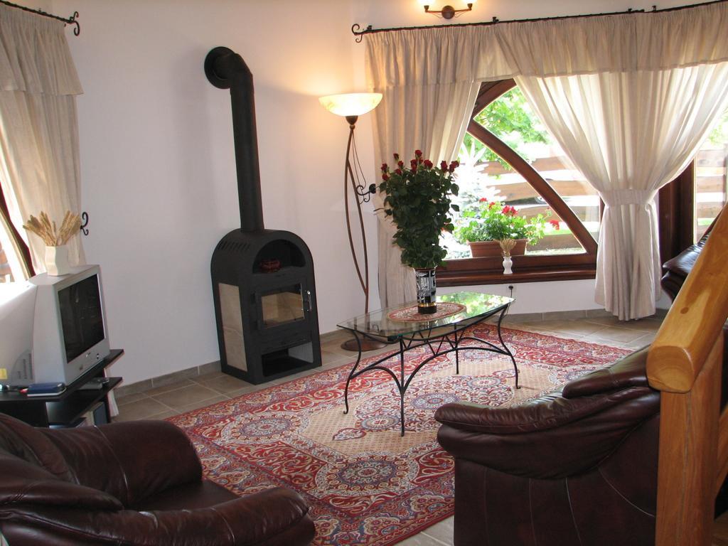 Hajdu Apartman 1. Hajdúszoboszló Exteriör bild