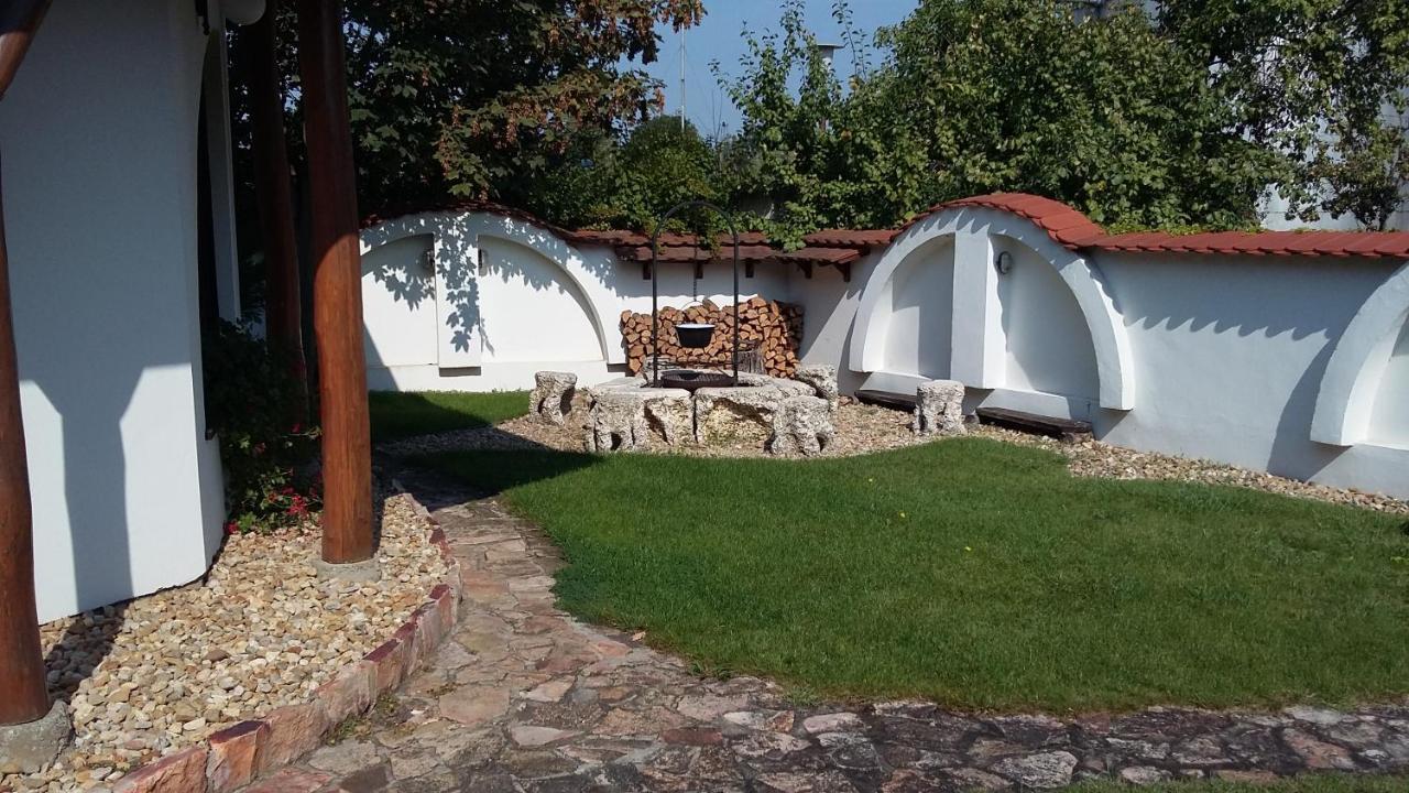 Hajdu Apartman 1. Hajdúszoboszló Exteriör bild